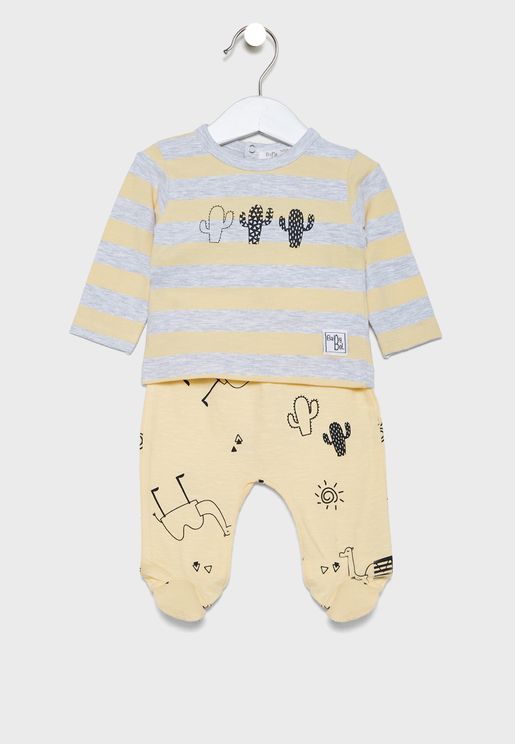 Infant Graphic T-Shirt + Pyjama Set