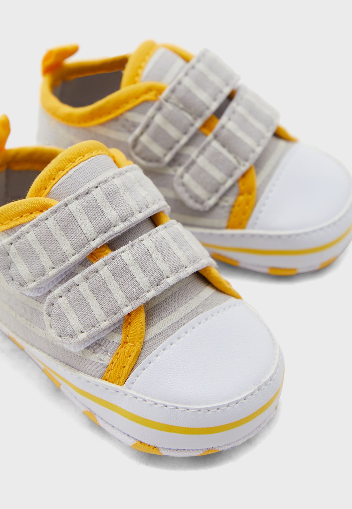 حذاء سنيكرز للاطفال