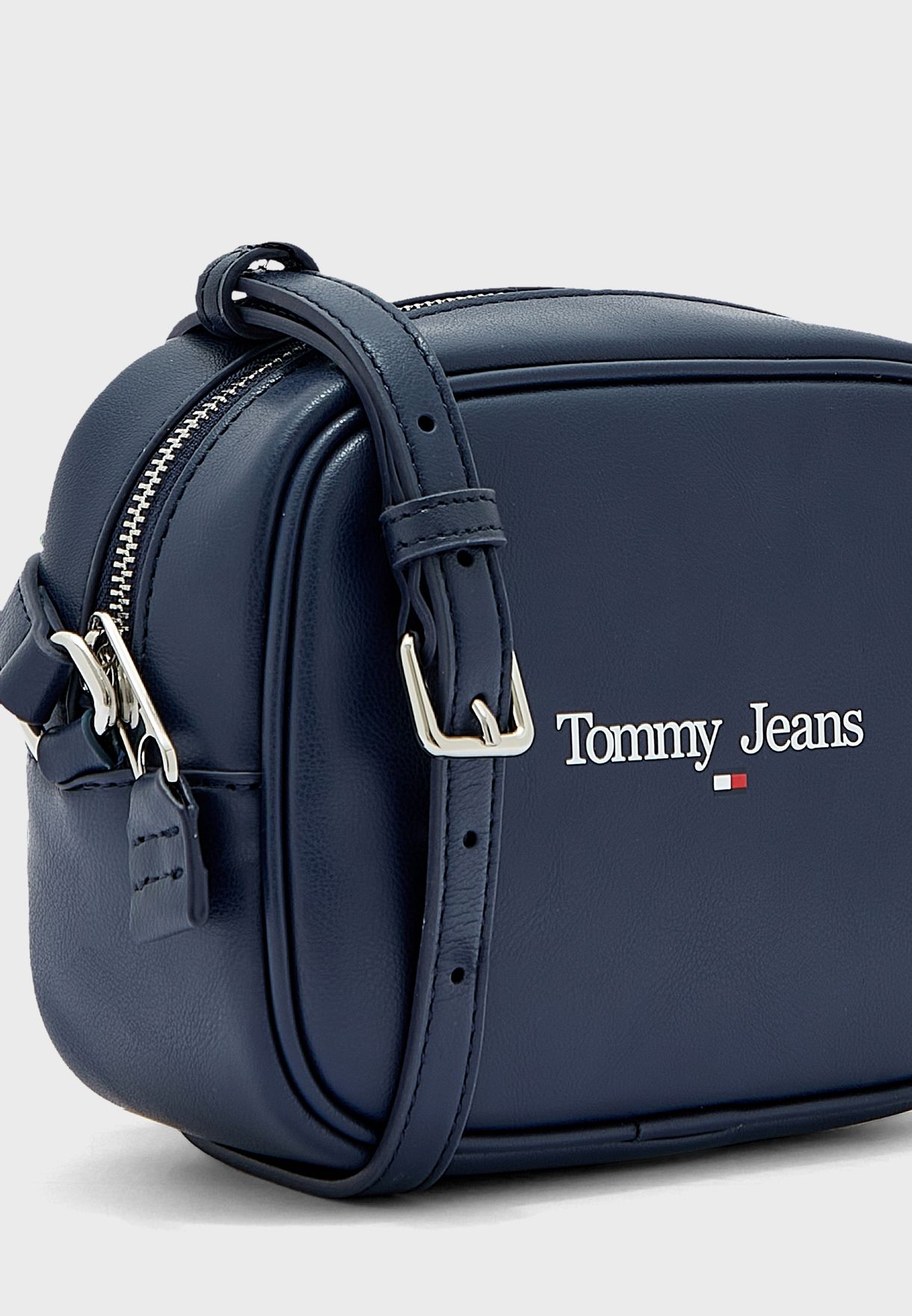 Essential Crossover Crossbody Bag