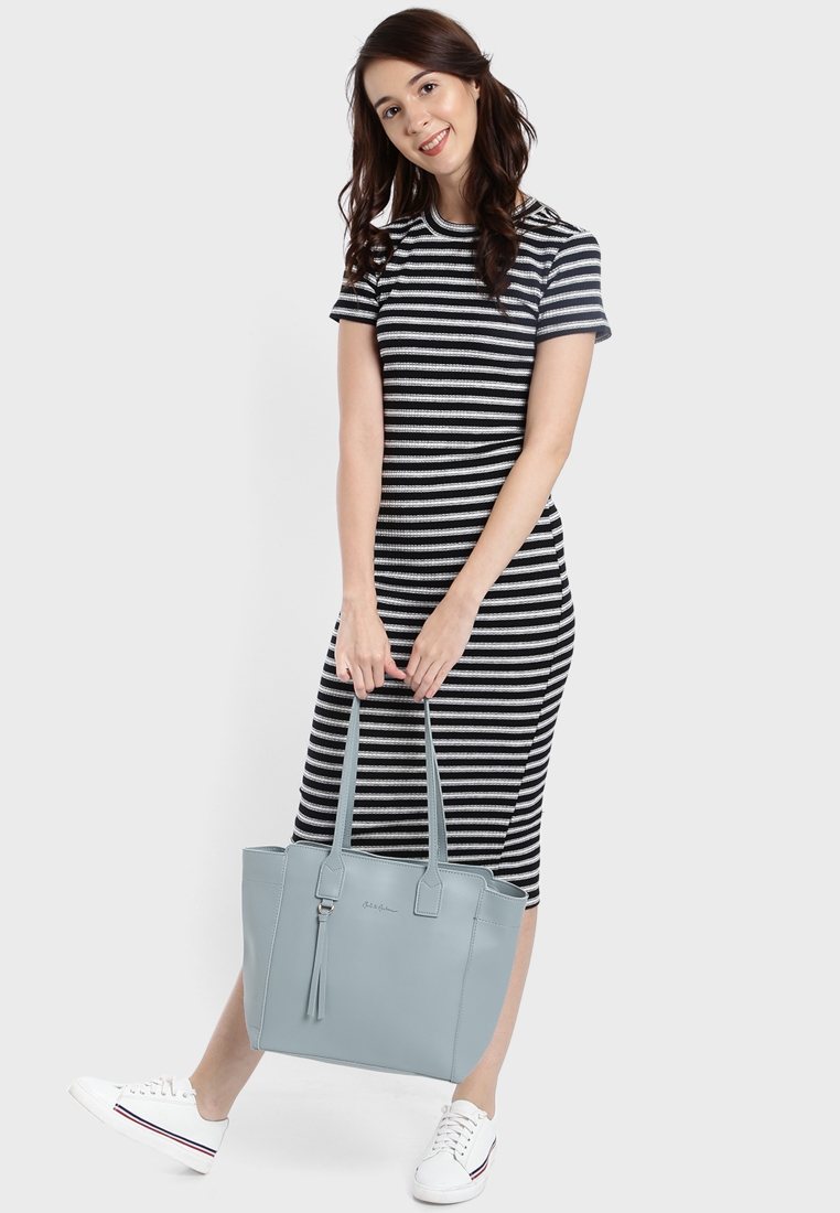 Buy Mast & Harbour Beige Solid Shoulder Bag - Handbags for Women 1629742 |  Myntra