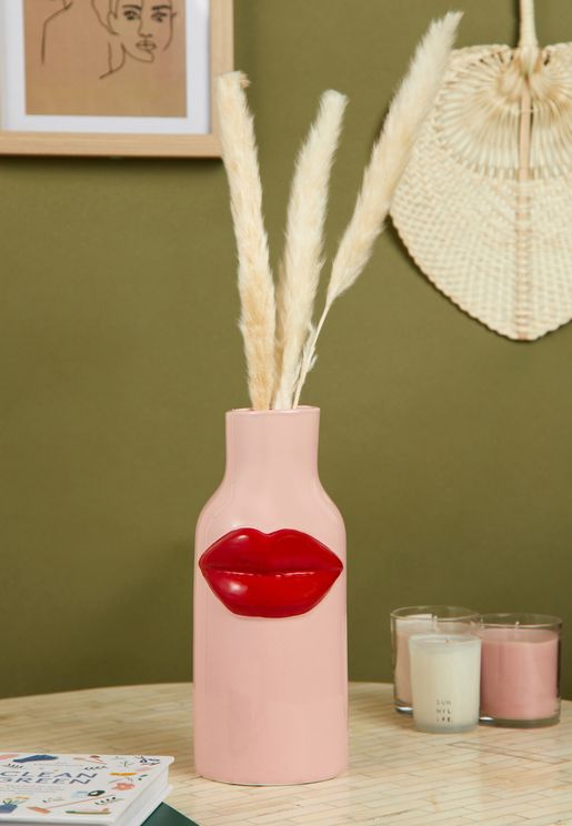 Large Ceramic Vase With Red Lips