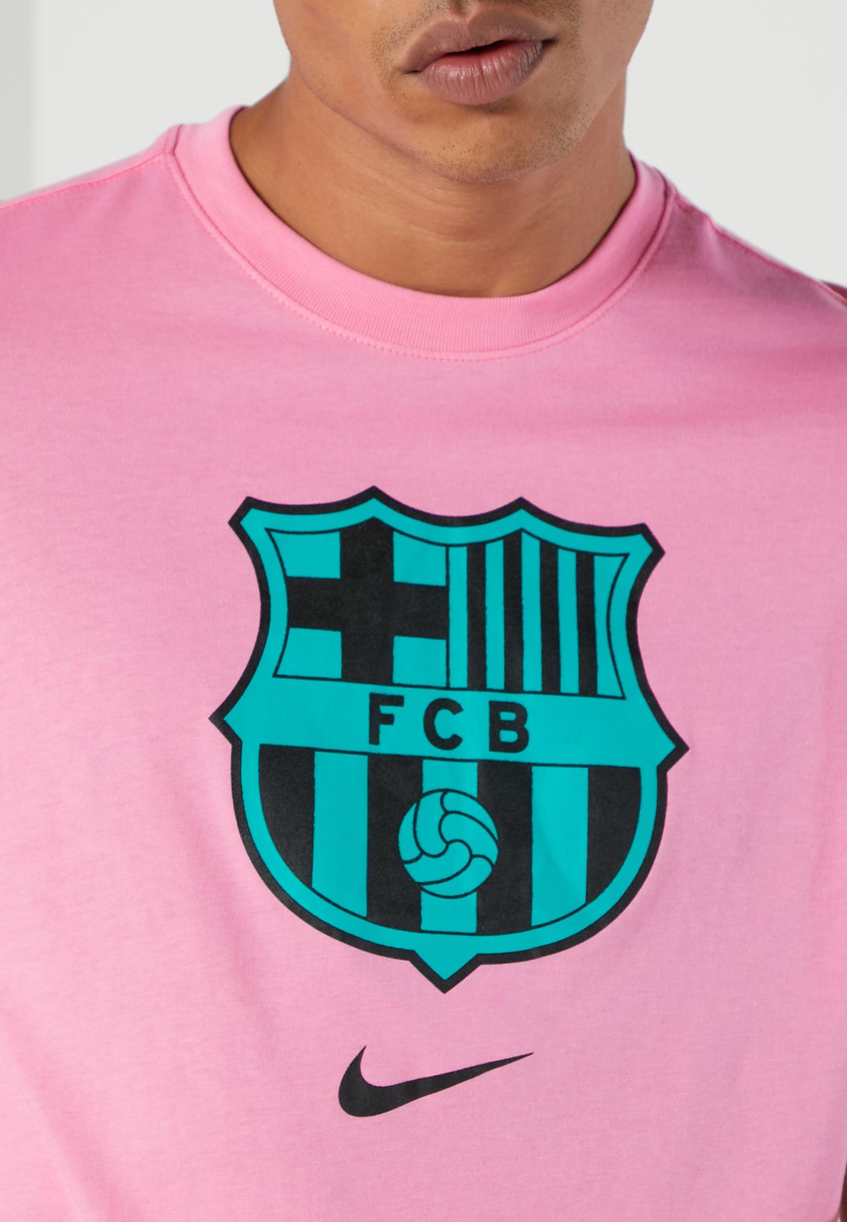 Buy Nike pink FC Barcelona Evergreen T-Shirt for Kids in Riyadh, Jeddah