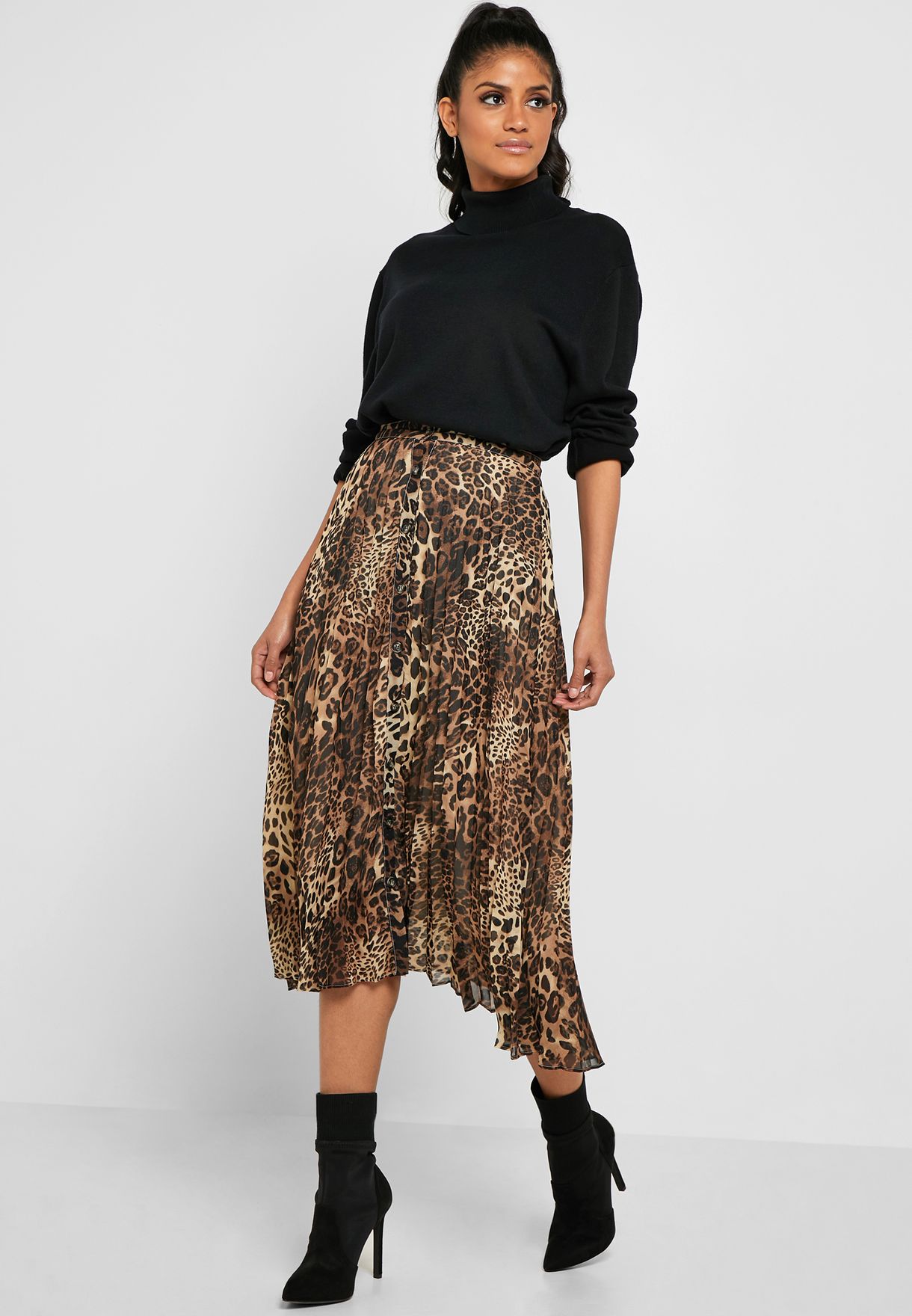 uo ella leopard print midi skirt