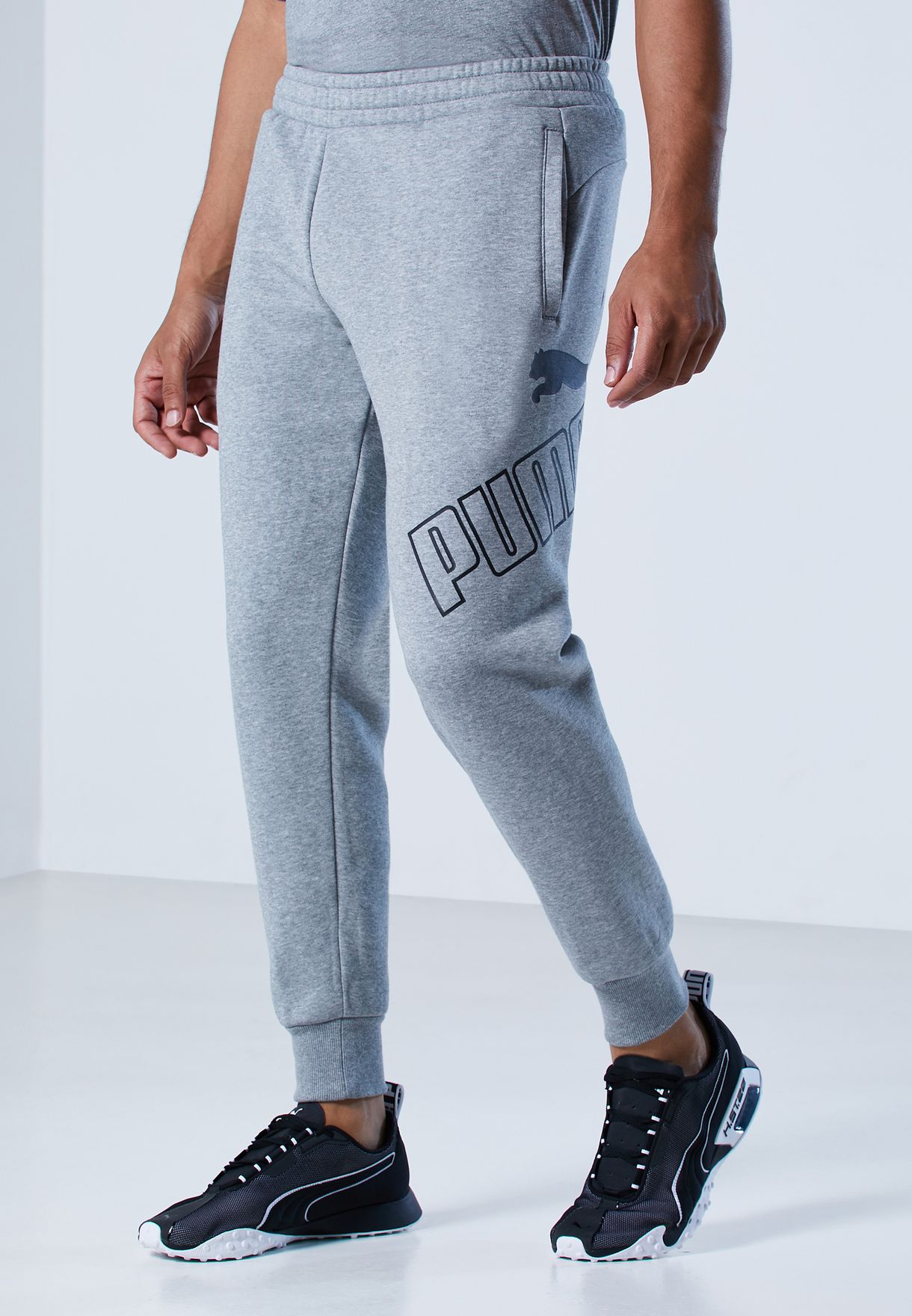 grey fleece sweatpants