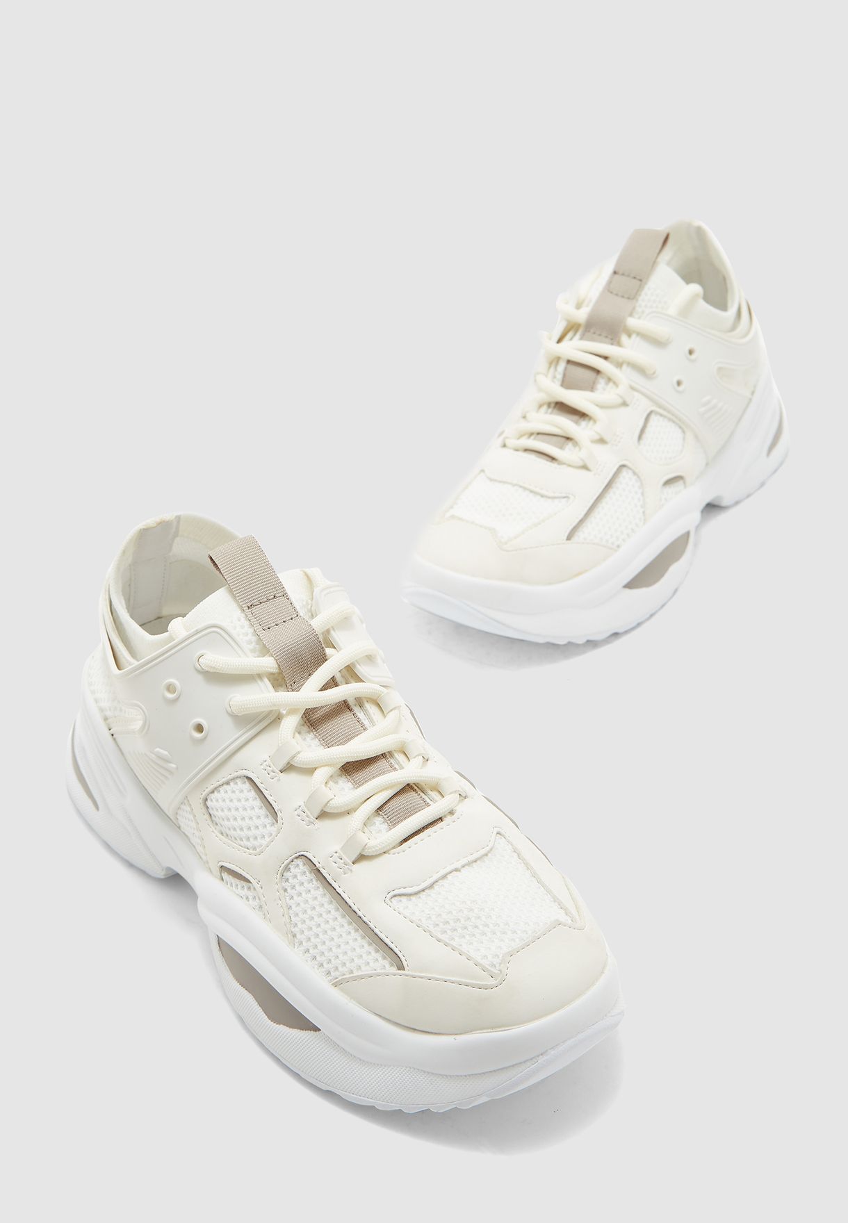 steve madden white sneakers