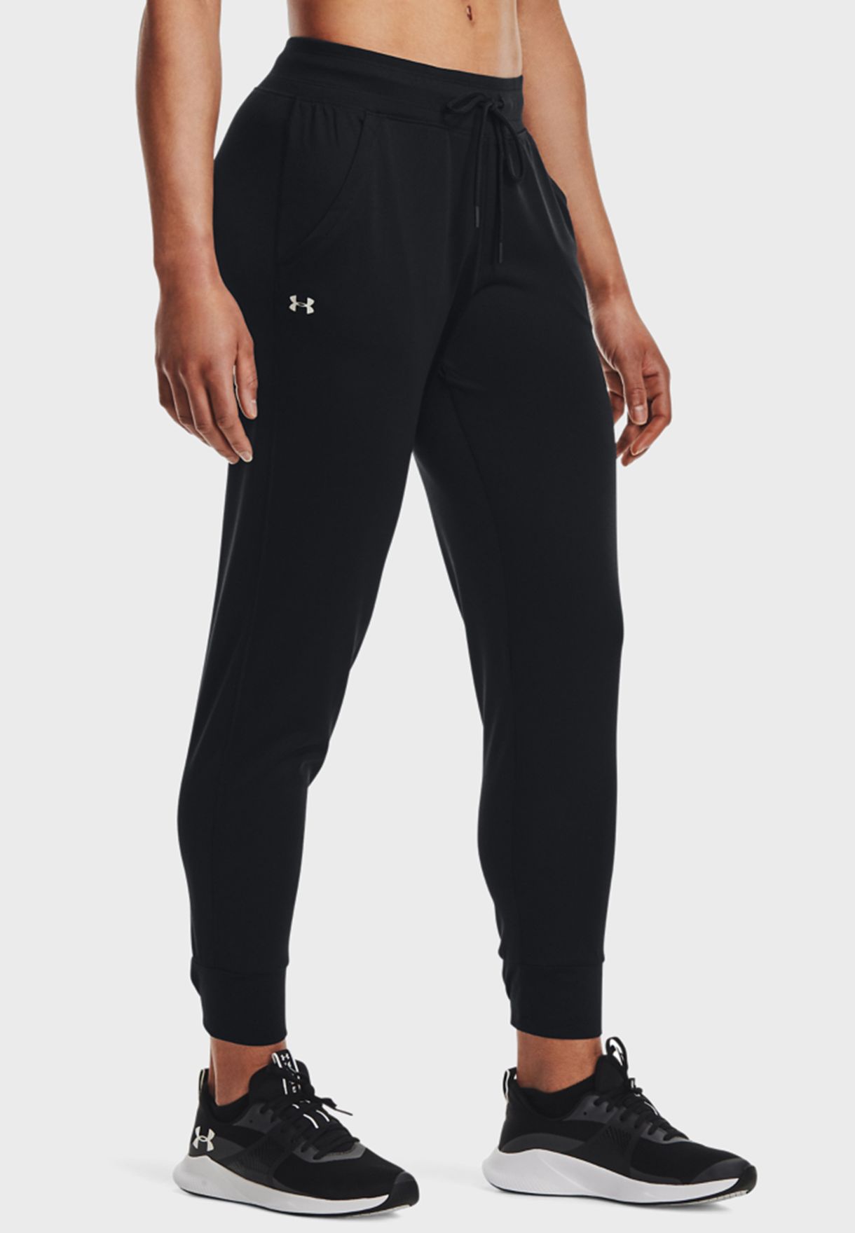 Buy Under Armour black Tech 2.0 Sweatpants for Women in Muscat, Salalah
