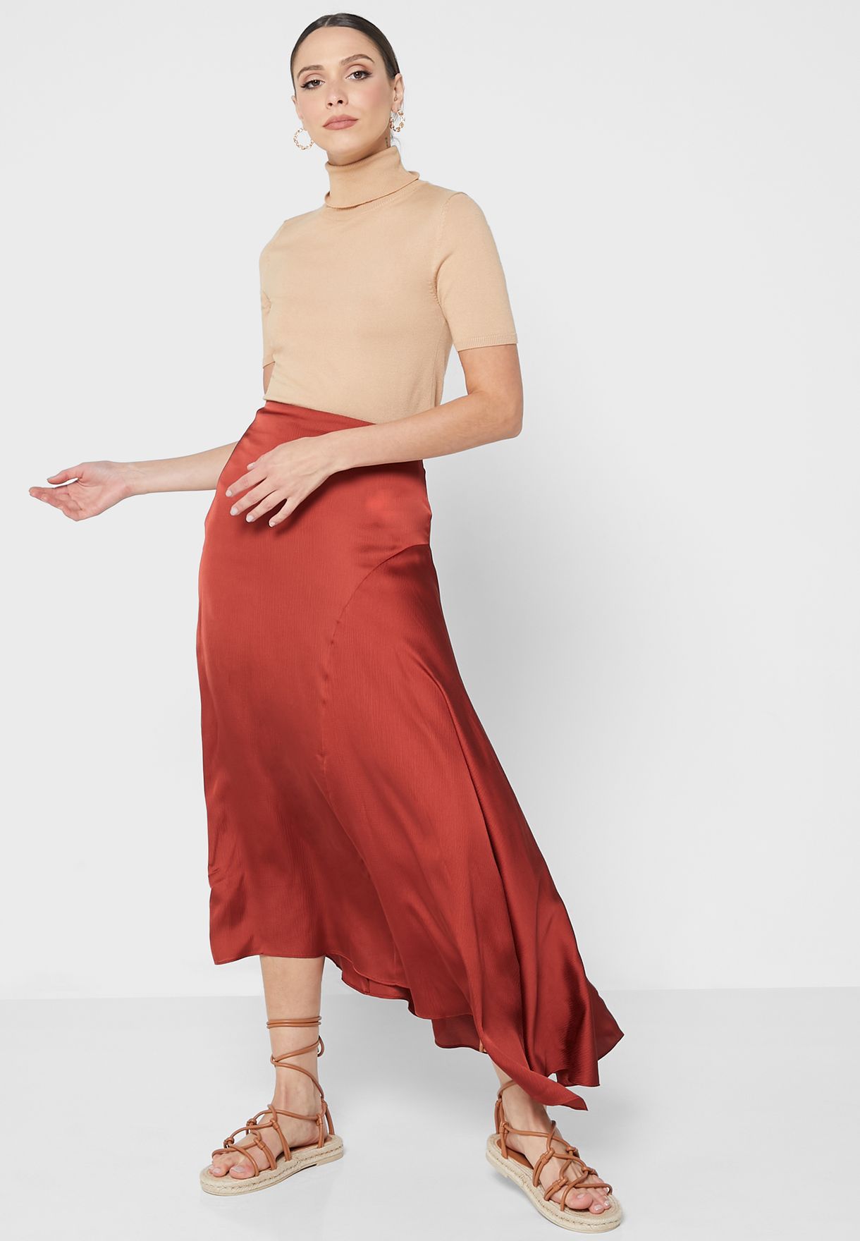 Ruffle Detail Asymmetric Skirt