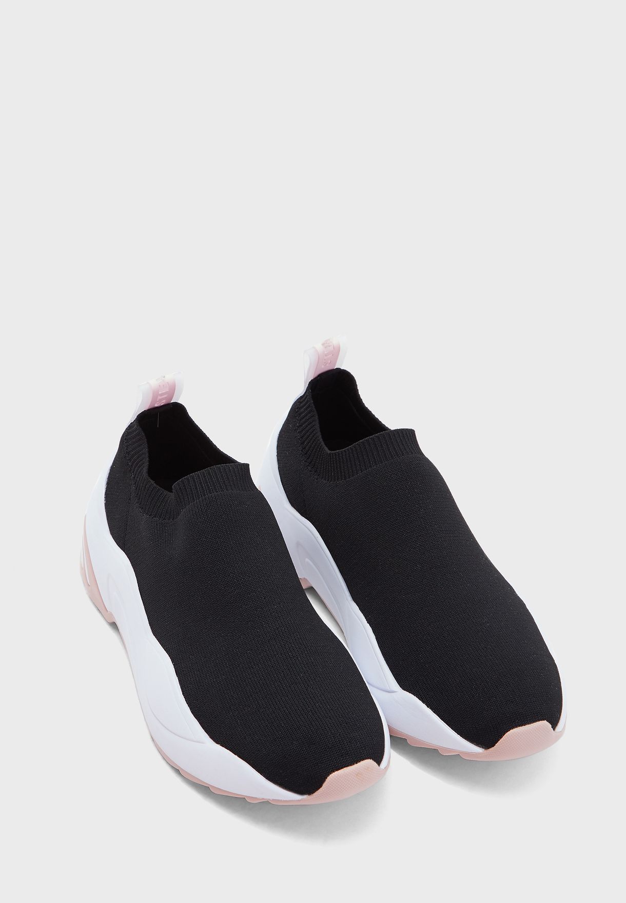 steve madden slip ons sneakers