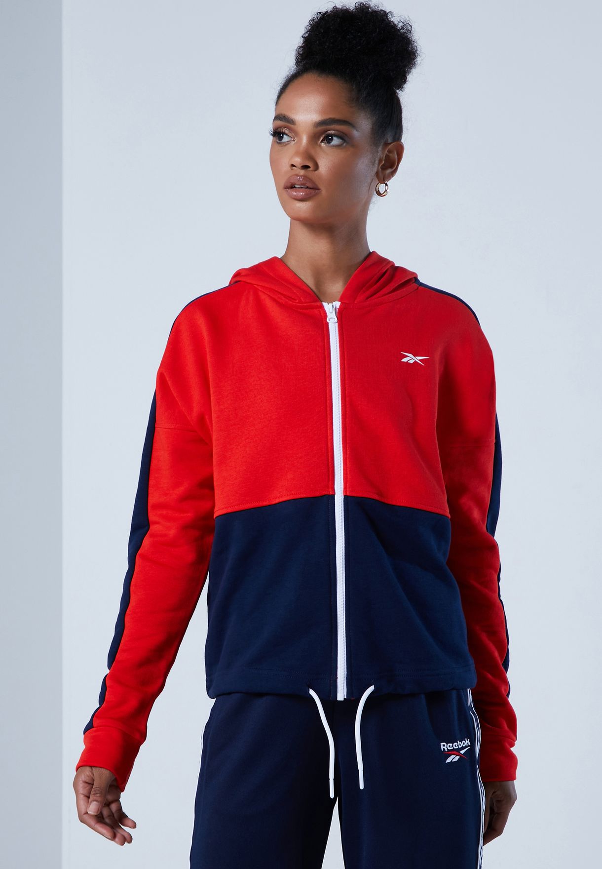 reebok logo hoodie