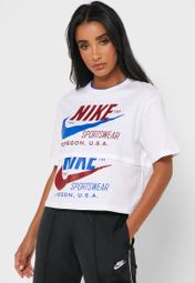 Buy Nike white NSW Icon Clash T-Shirt 