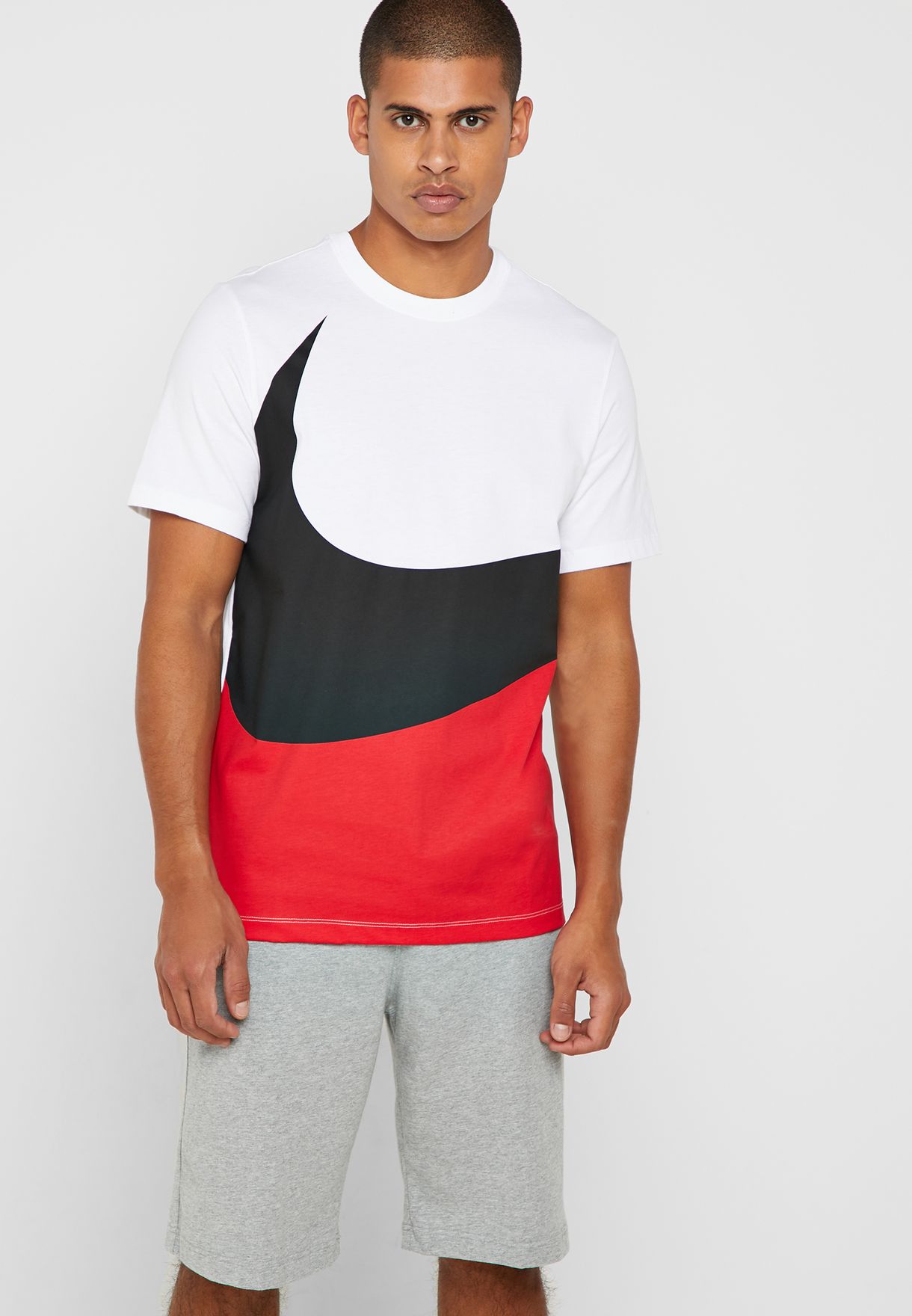 Buy Nike multicolor NSW Swoosh T-Shirt for Men in MENA, Worldwide | AR5191 -100