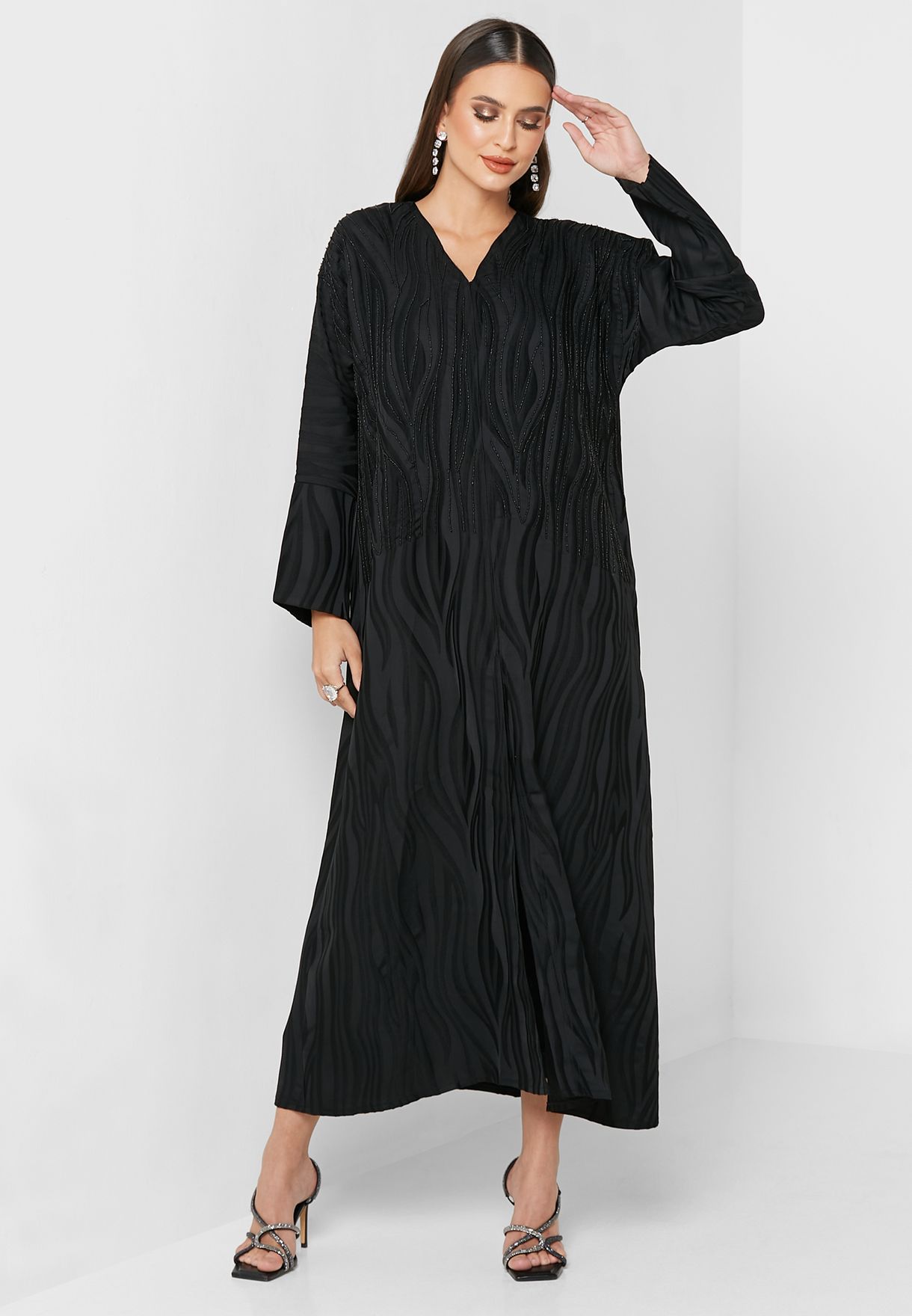 Buy Nukhbaa Black Classic Coloured Abaya For Women In Mena Worldwide