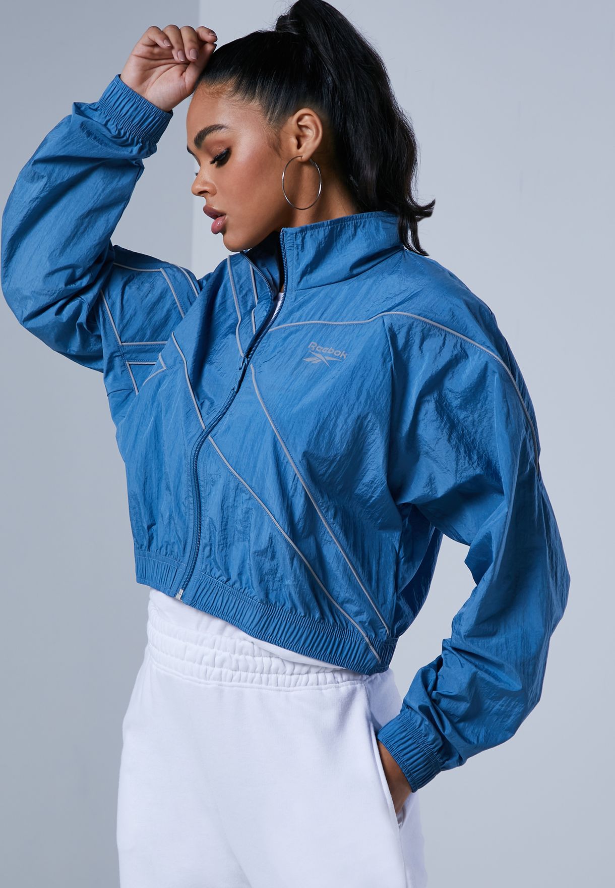 Inmunizar Cada semana espada Buy Reebok blue Classics Cropped Track Jacket for Women in MENA, Worldwide