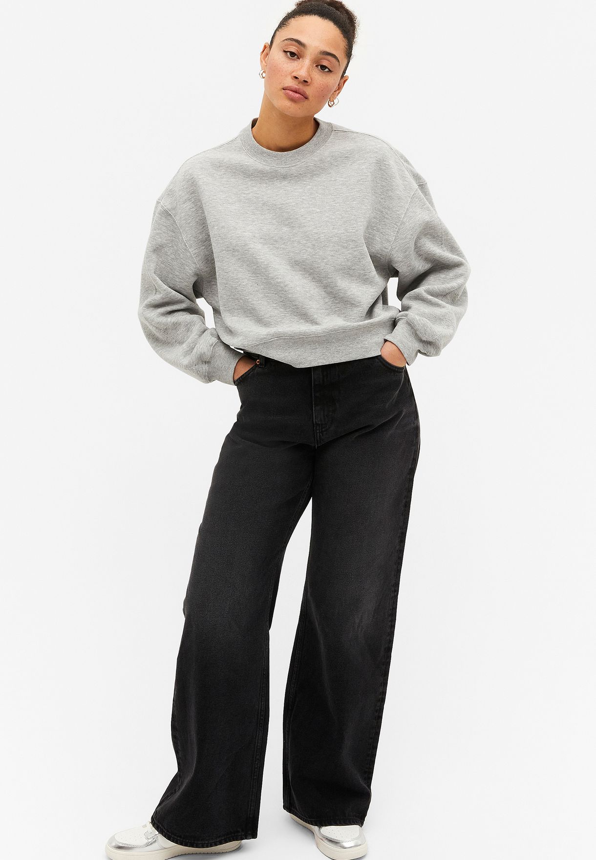 Round Neck Knitted Sweater