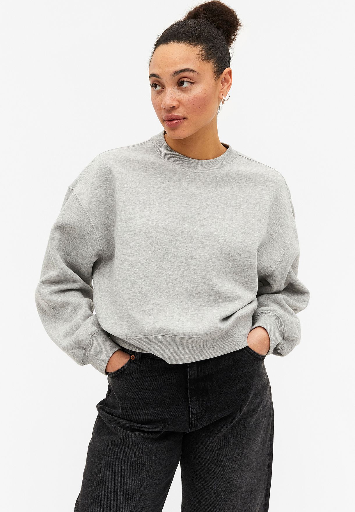 Round Neck Knitted Sweater