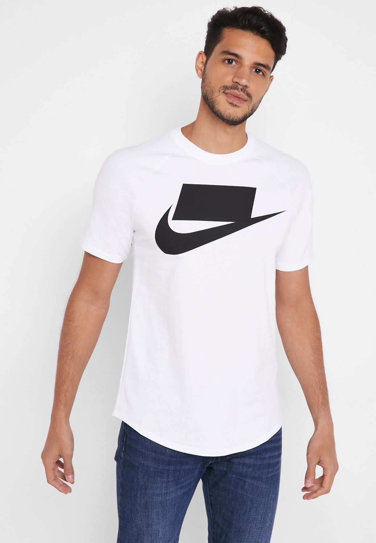 Buy Nike white NSW T-Shirt for Men in 