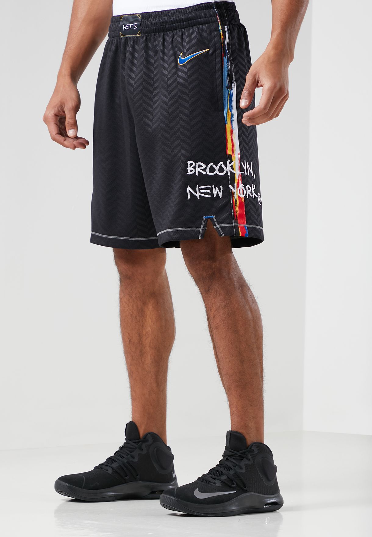 nets shorts nike