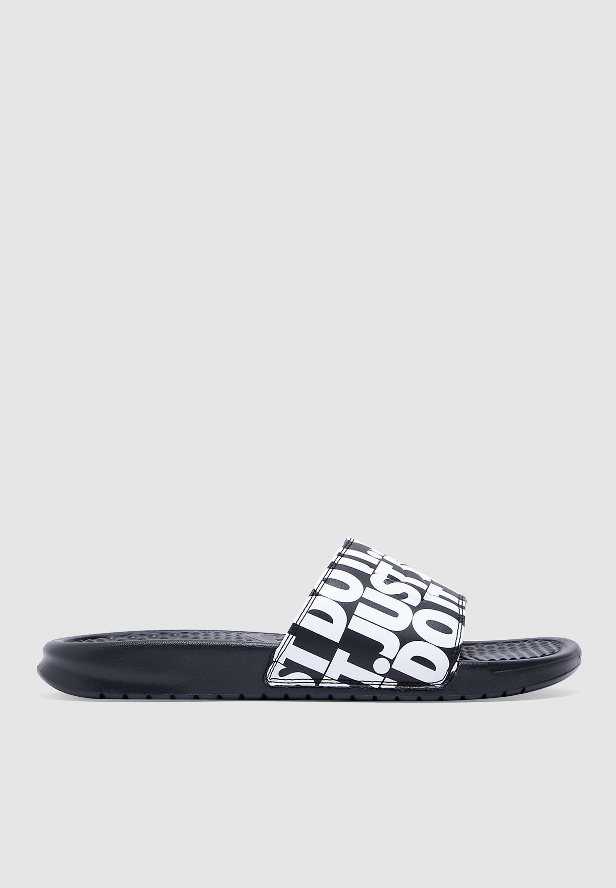 Buy Nike black Benassi JDI Print for Men in Riyadh, Jeddah