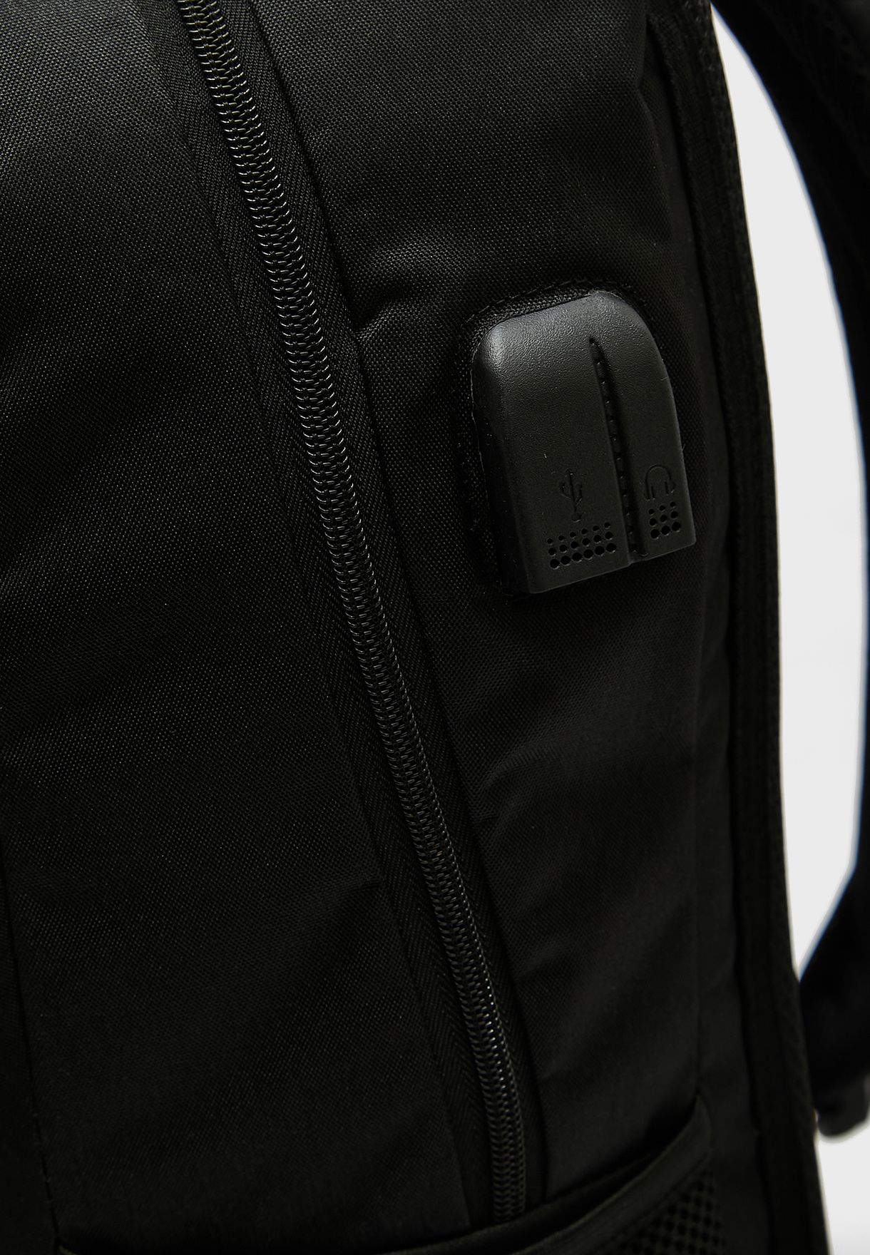 Men's Casual Backpack With Laptop Sleeve