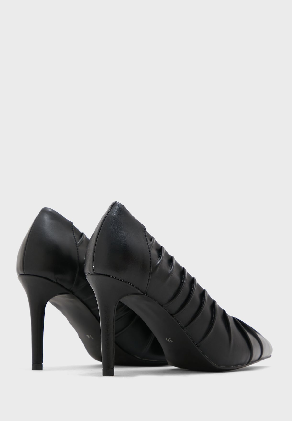 Ruched Pointed Pump 