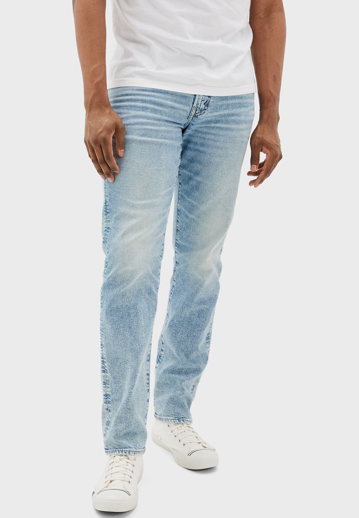 Light Wash Straight Fit Jeans