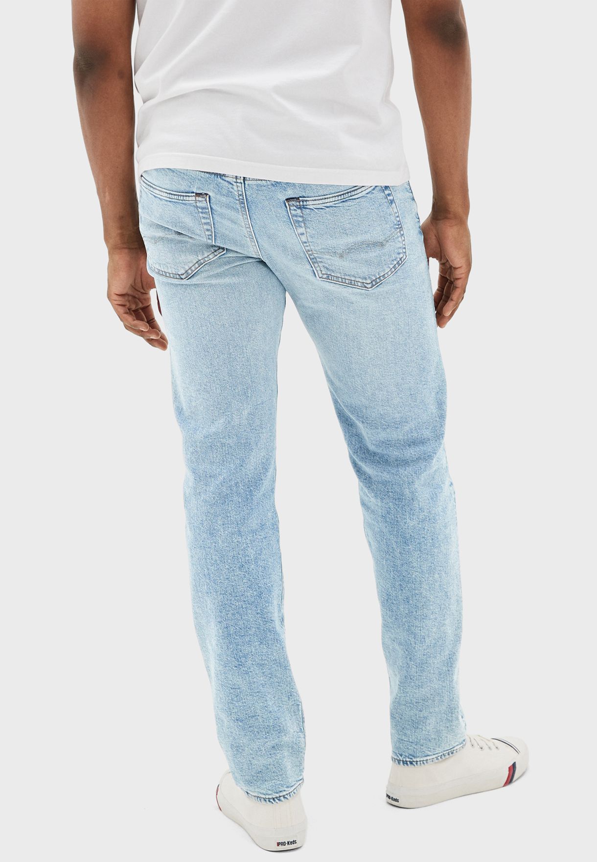 Light Wash Straight Fit Jeans