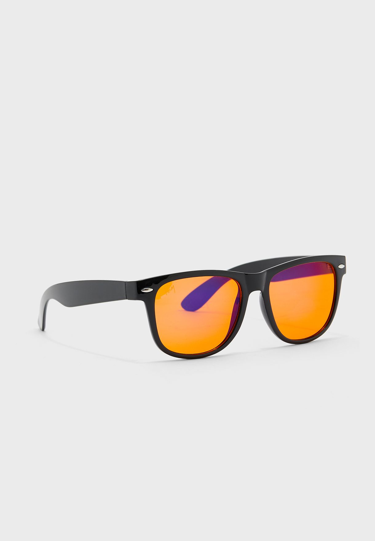 نظارة شمسية وايفيرر
