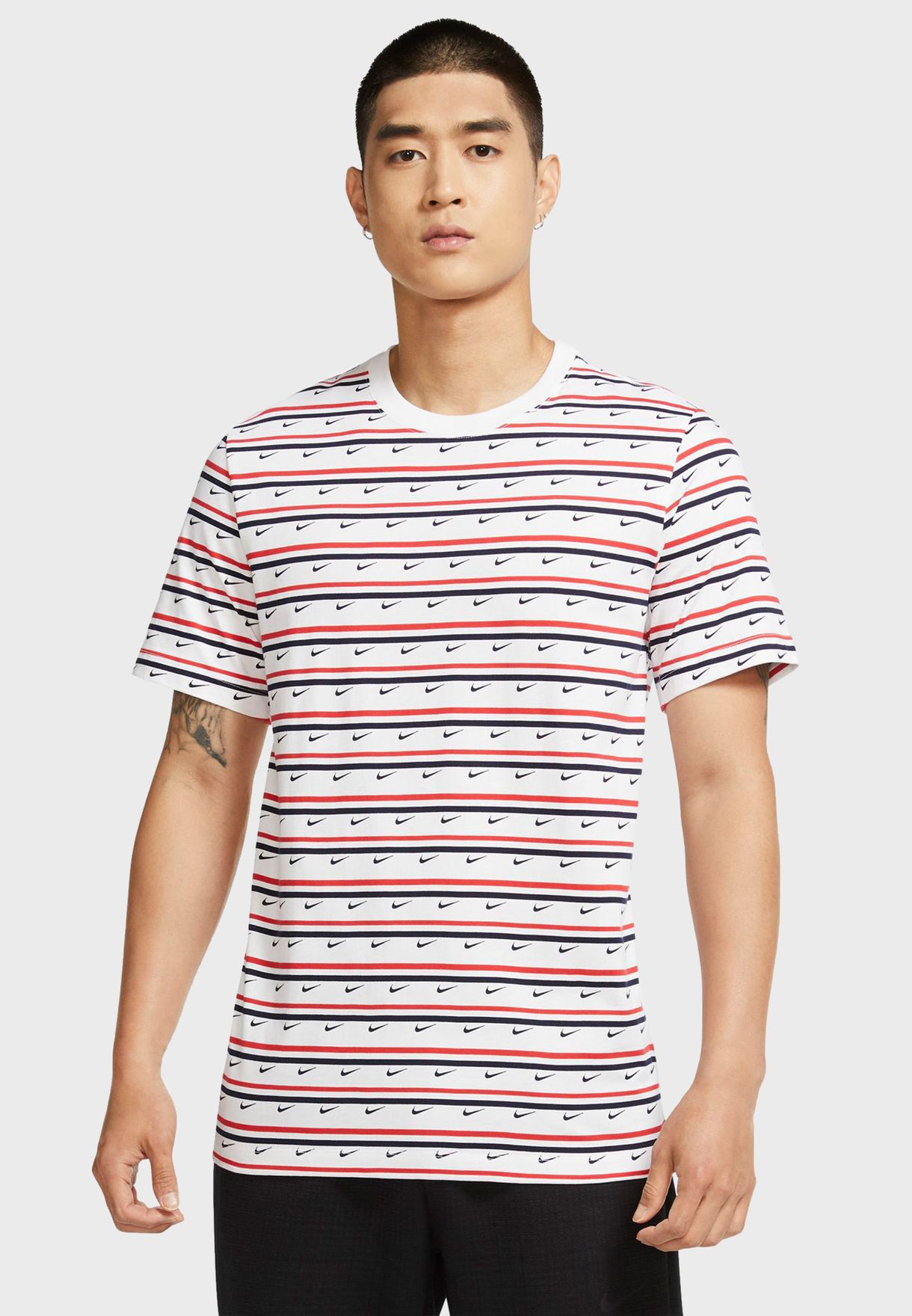 nike club stripe t shirt