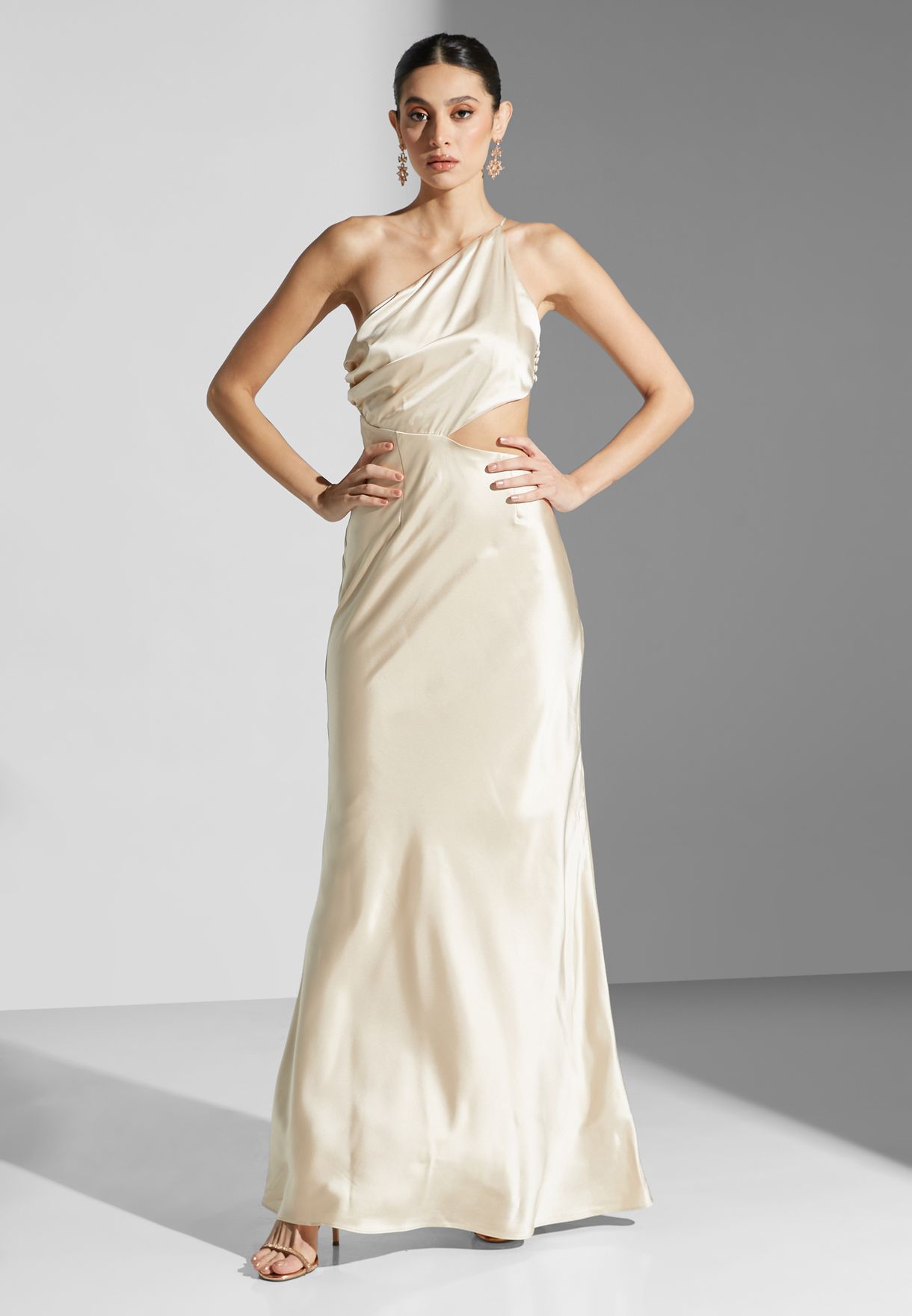 shoulder cut frock