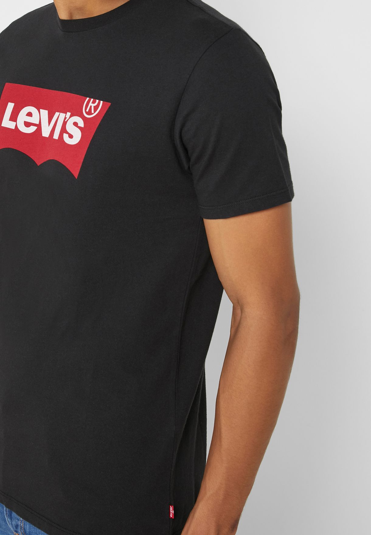 Buy Levis black Logo Crew Neck T-Shirt for Men in Riyadh, Jeddah