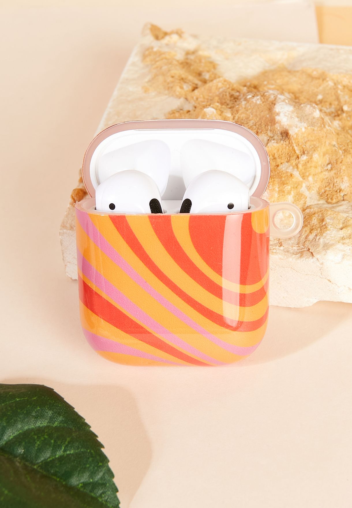 Into The Groove Airpods Case