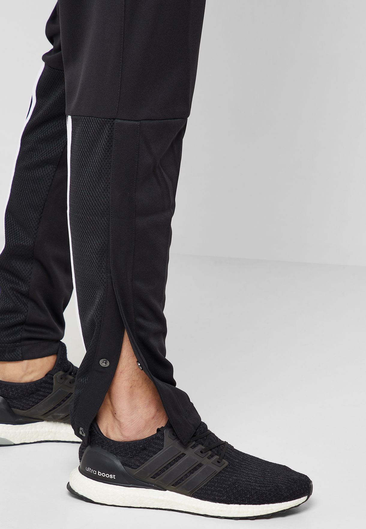 snap button sweatpants