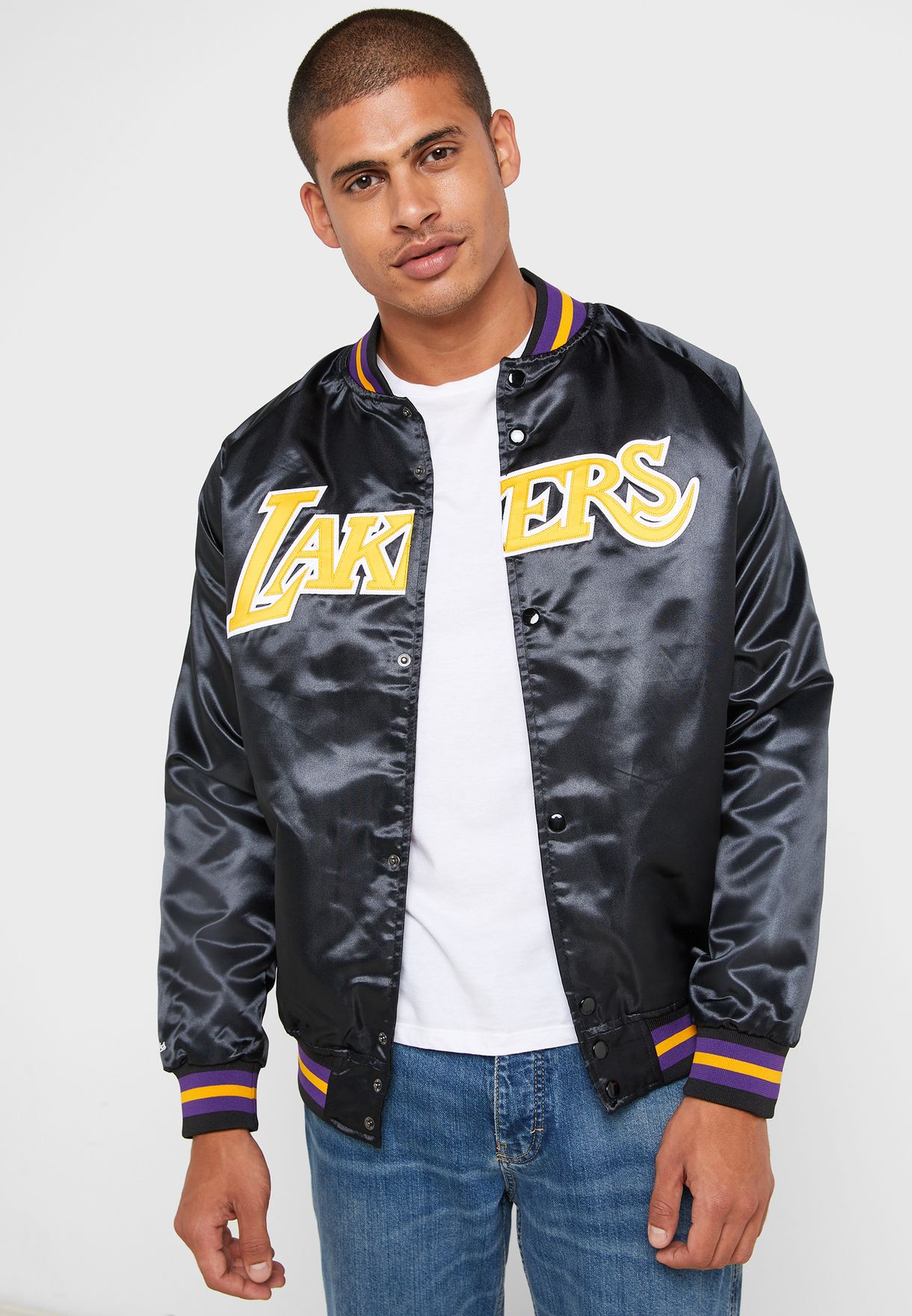 lakers jacket mitchell and ness