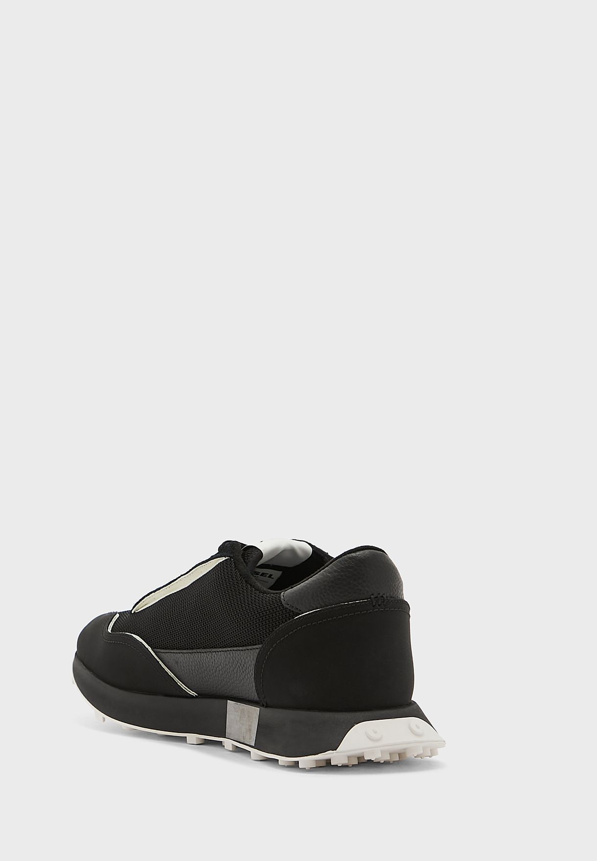 Casual Low Top Sneakers