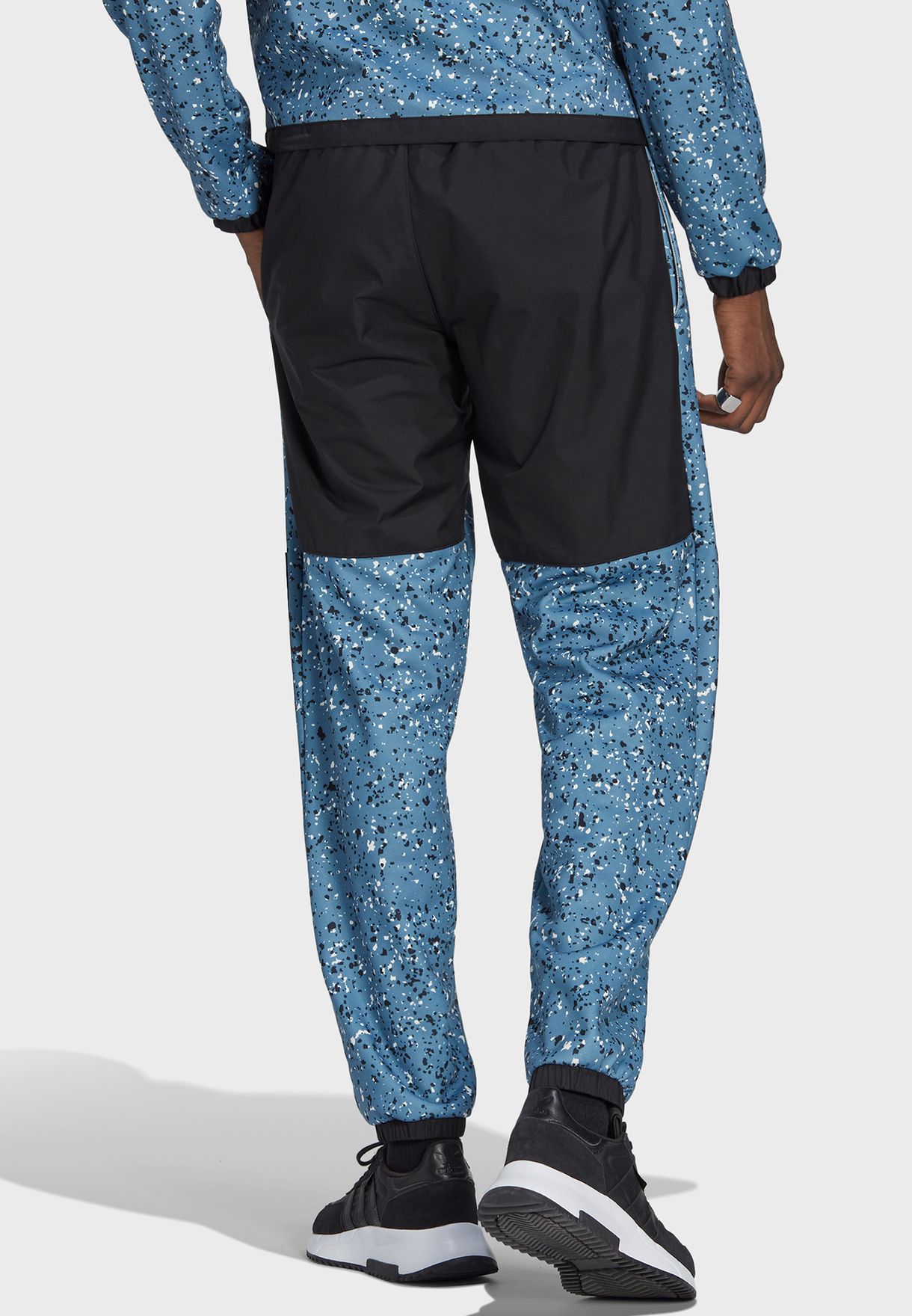Adventure Winter All Over Printed Sweatpants