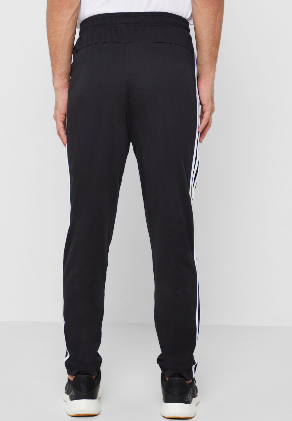 3 stripes jogger pants