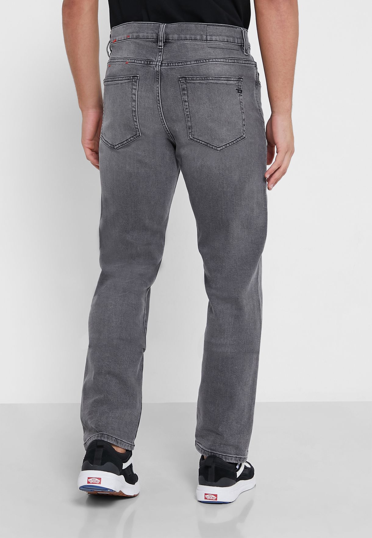 Light Wash Relaxed Fit Jeans