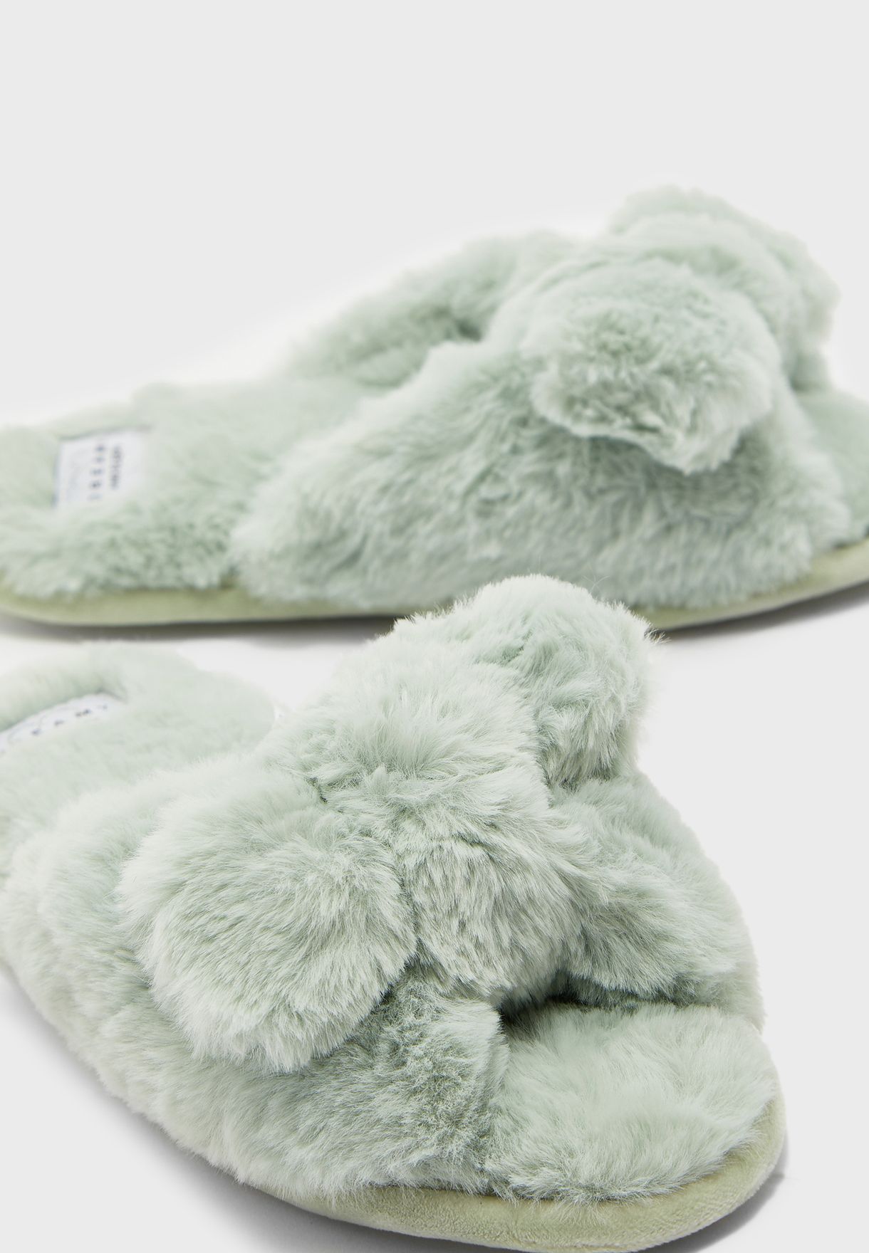 fluffy bow slippers