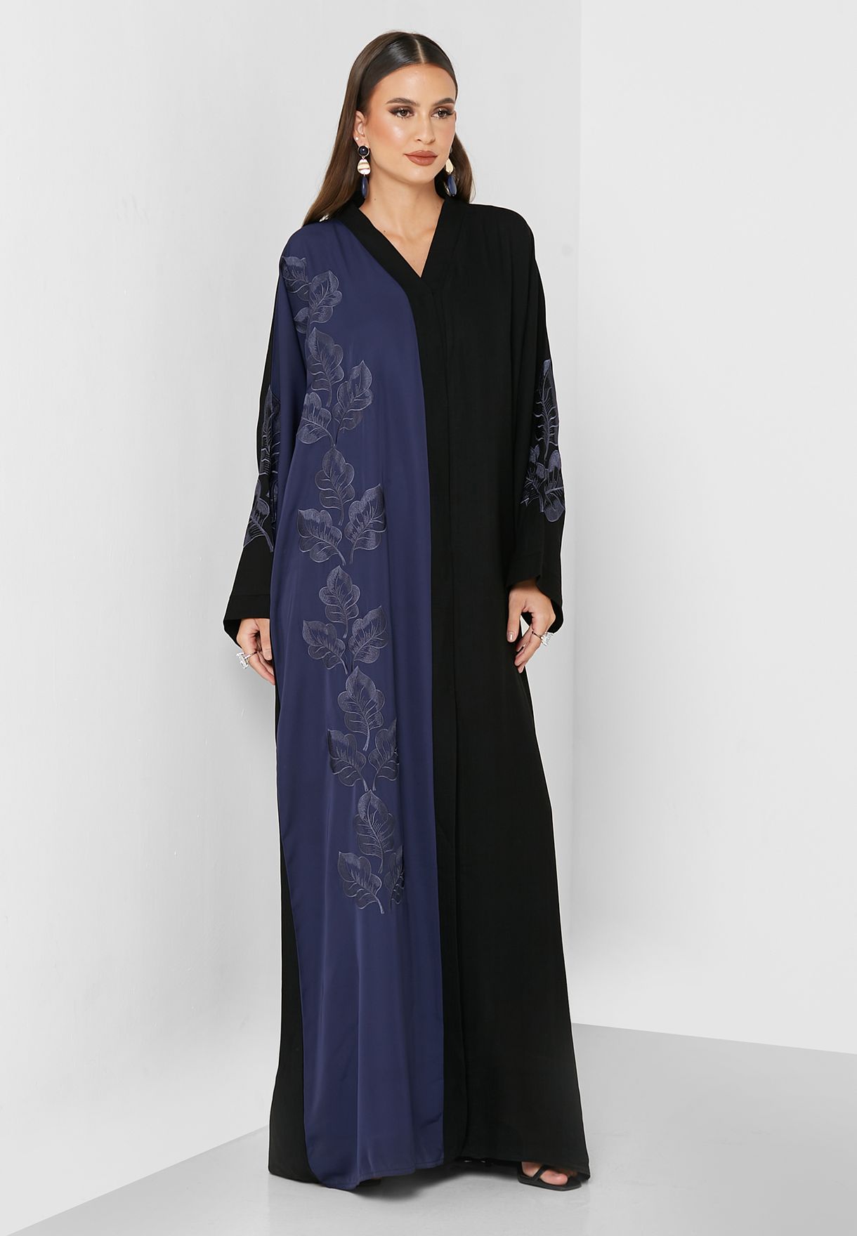 Colorblock Lace Detail Abaya