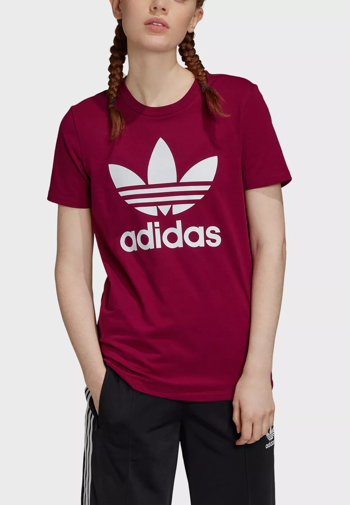 Get Adidas Originals pieces with 50% off + 10% off using the code