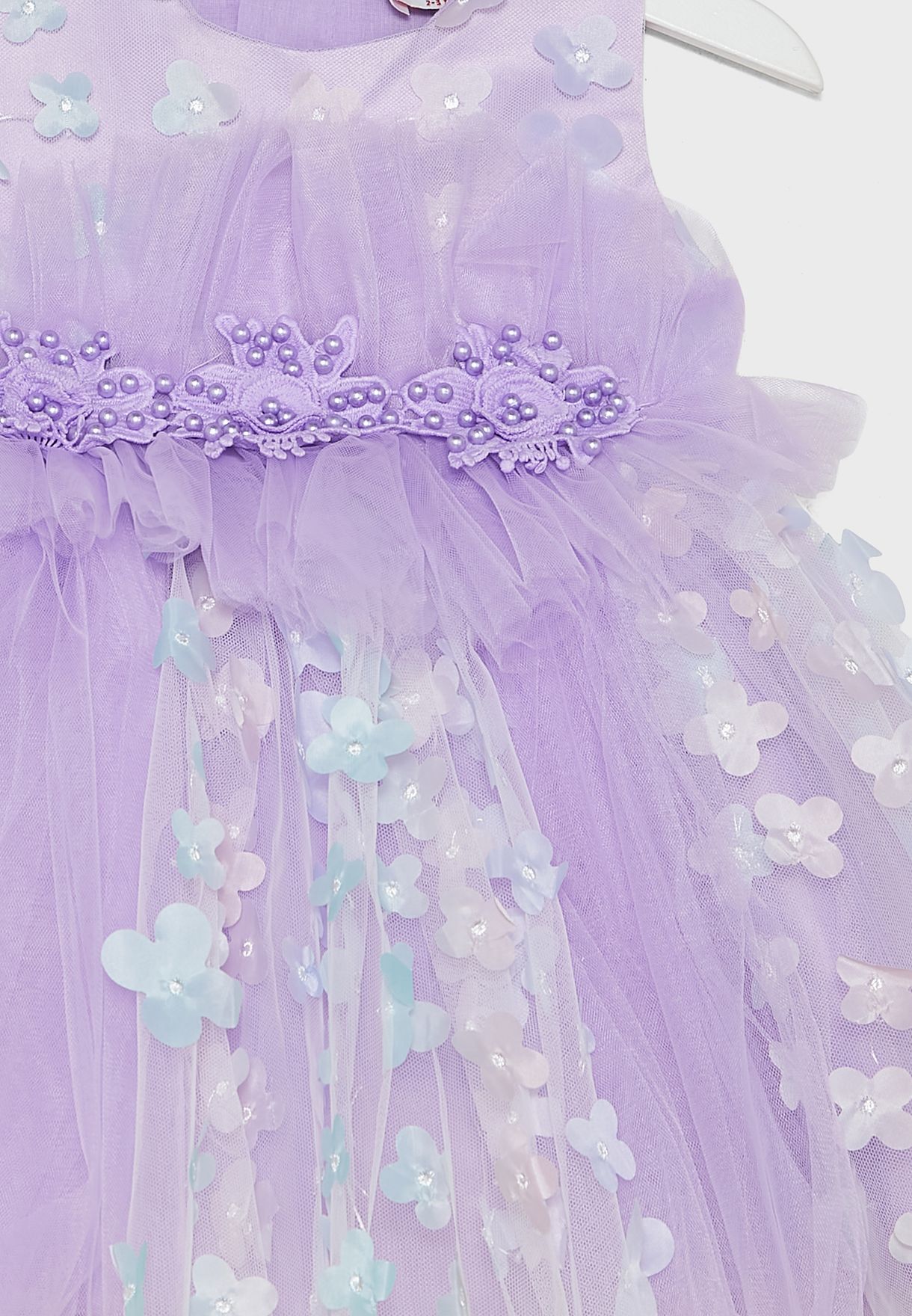 فستان سهرة مكشكش للفتيات مع زهور ثلاثية الأبعاد على كامل التصميم