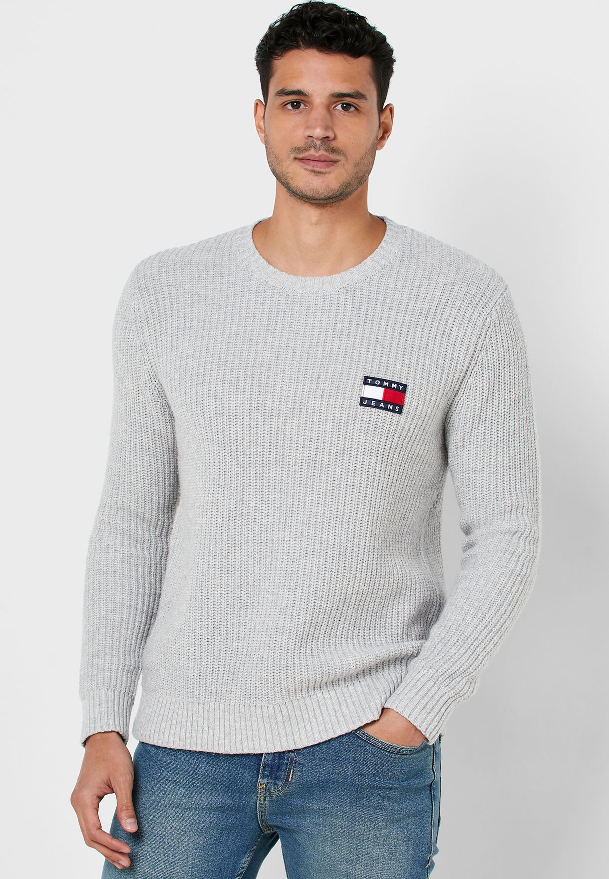 tommy jeans badge sweater