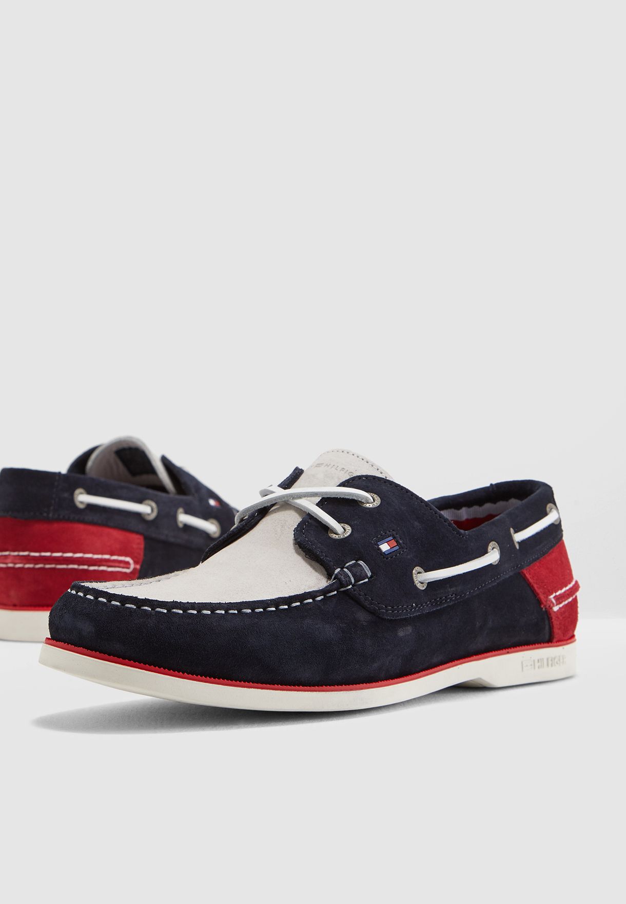 tommy hilfiger womens boat shoes