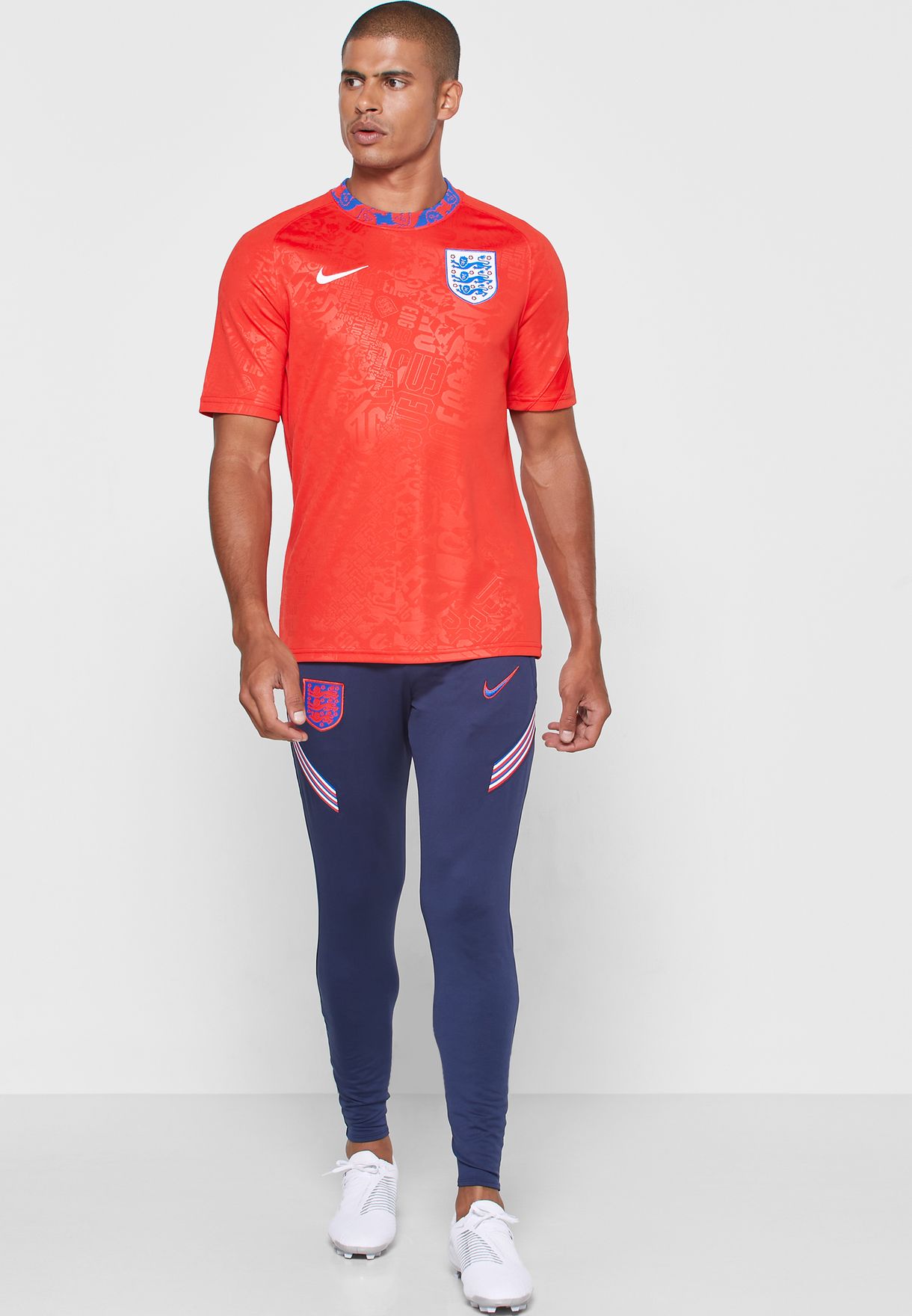Buy Nike red England Pre Match T-Shirt for Kids in MENA, Worldwide