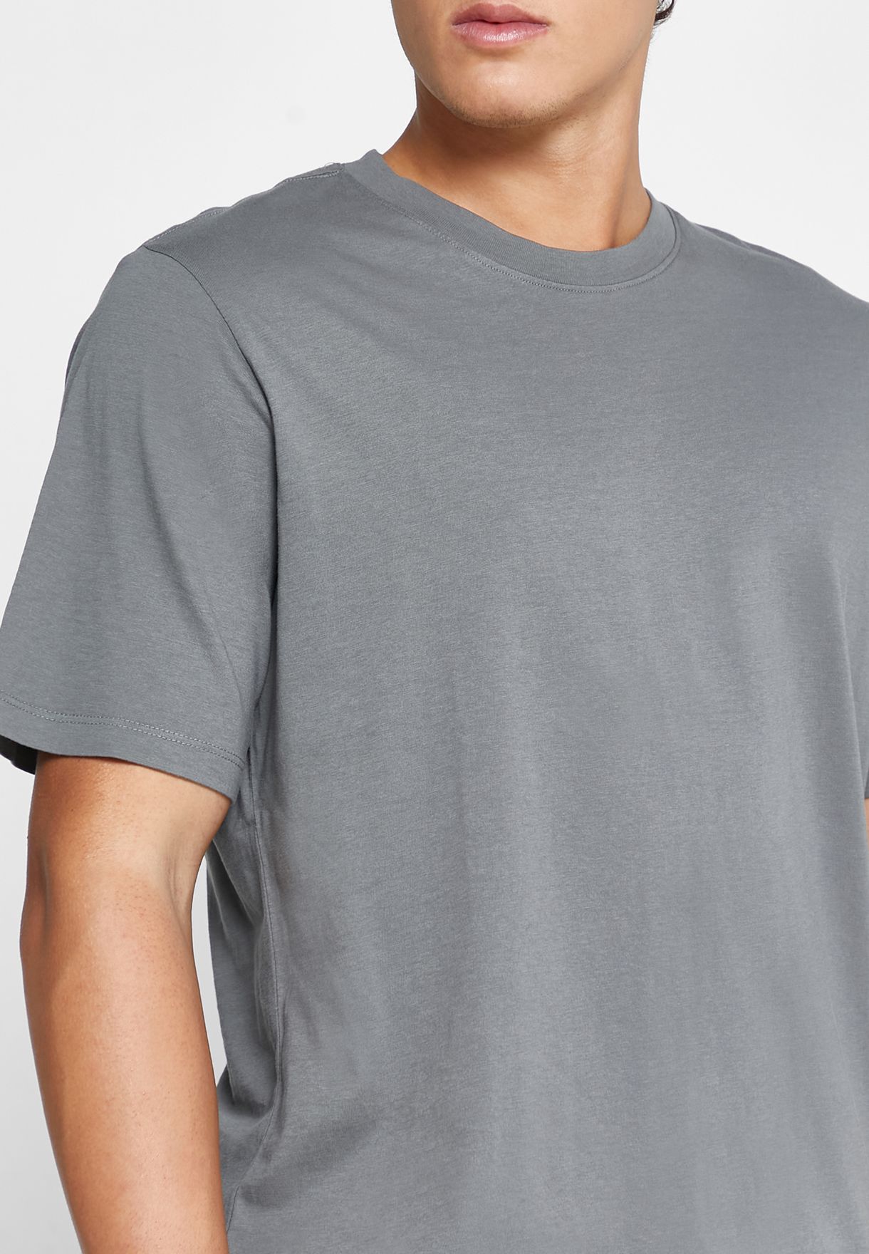 Essential Crew Neck T-Shirt