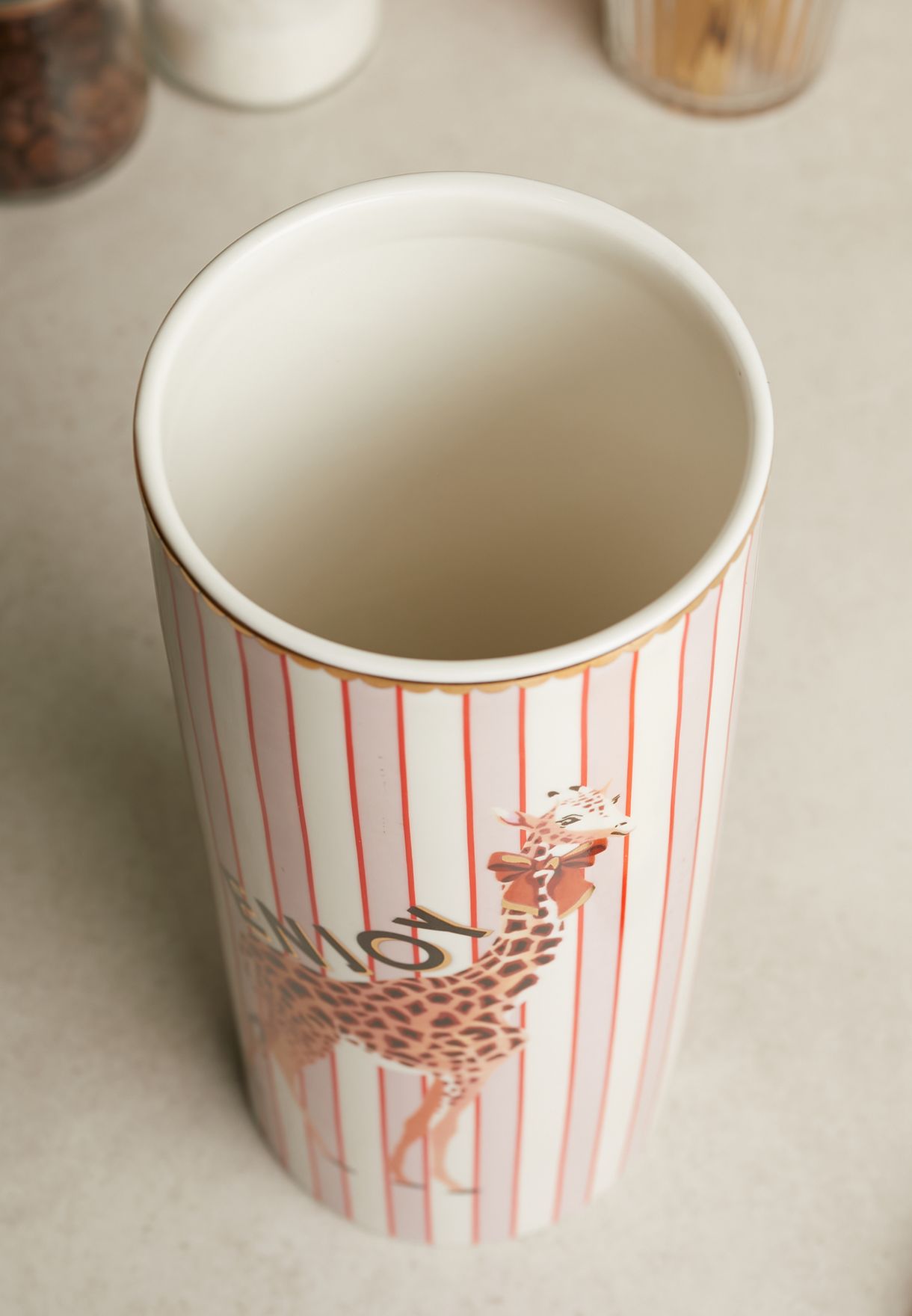 Large Giraffe Design Storage Jar
