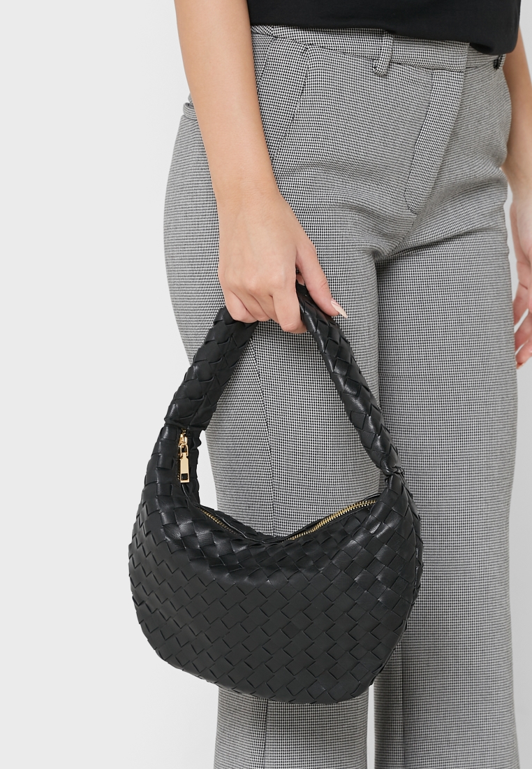 Woven Rounded Shoulder Bag Black