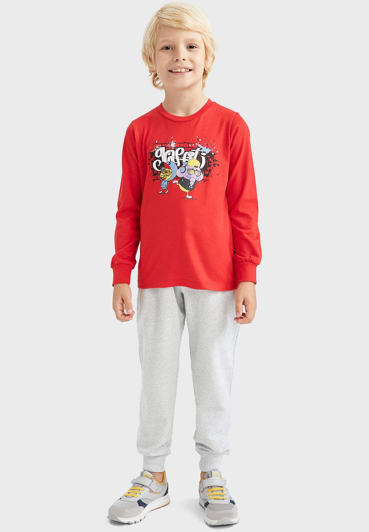 Buy Defacto grey Kids Cuffed Sweatpants for Kids in Riyadh, Jeddah