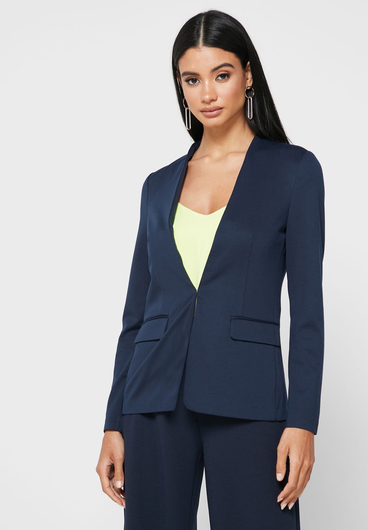 revidere let overlap Buy Vero Moda navy Tailored Blazer for Women in MENA, Worldwide