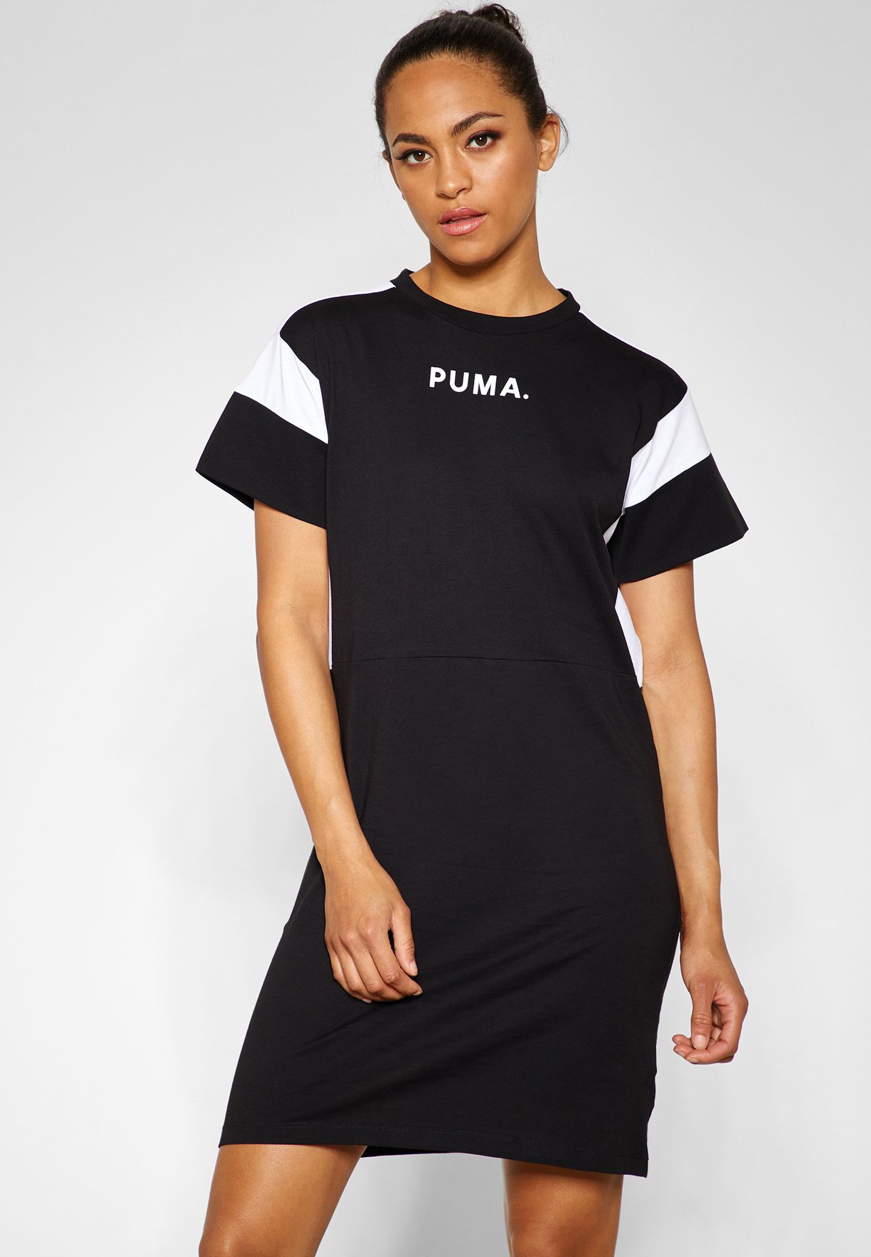 Buy PUMA black Chase Dress for Women in 